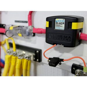 7610 - RELAY DE CARGA AUTOMATICA CON INICIO DE AISLAMIENTO  - 12 / 24 - 120 A - BLUE SEA SYSTEMS