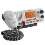 MRF57W RADIO VHF DE MONTURA FIJA EN COLOR BLANCO - CLASE D - 25 WATTS - COBRA